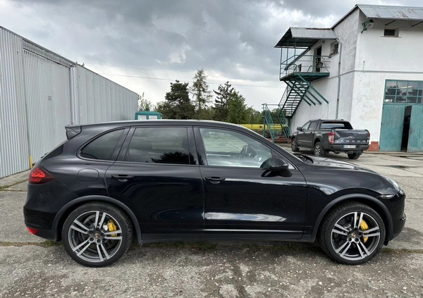 Porsche Cayenne cena 105000 przebieg: 368000, rok produkcji 2013 z Nysa małe 191